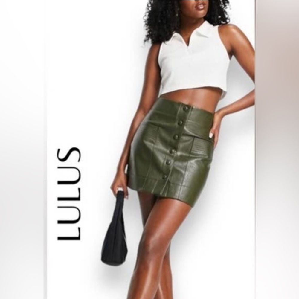 Lulus NWT Most Fab Vegan Leather Button-Front Mini Skirt Small
